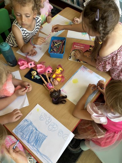 Okładka albumu: Małe Miłe Czwartki - zakończenie sezonu